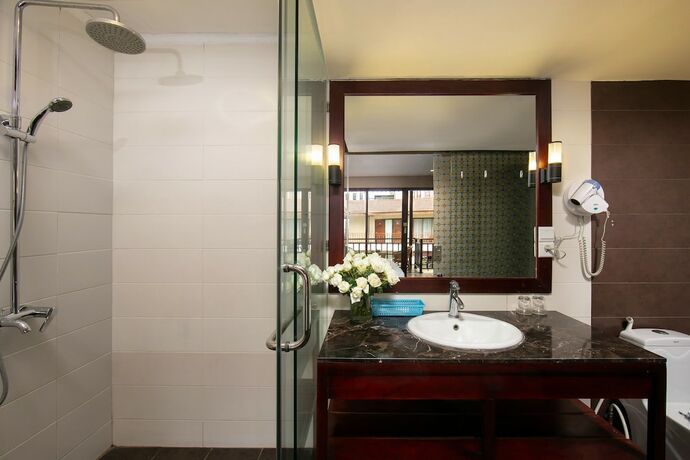 Imagen de la habitación del Hotel Champa Garden. Foto 9