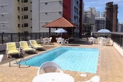 Imagen de los exteriores del Hotel Champagnat Praia. Foto 8