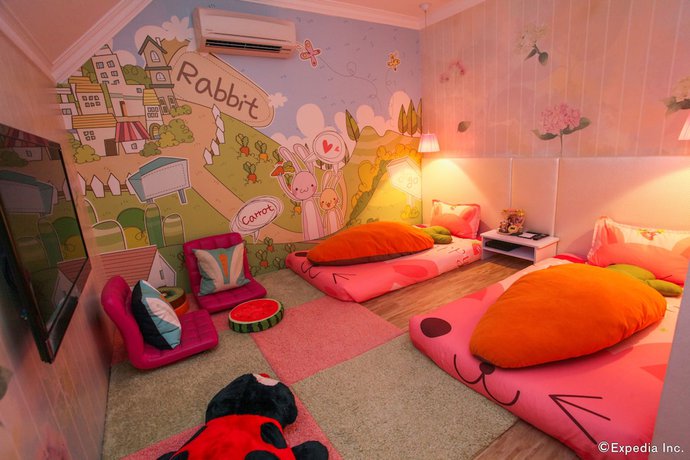 Imagen de la habitación del Hotel Champion. Foto 8