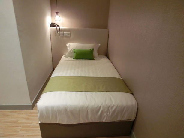 Imagen de la habitación del Hotel Champion. Foto 10