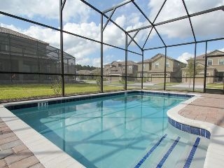 Imagen de la piscina del Hotel Champions Gate. Foto 13