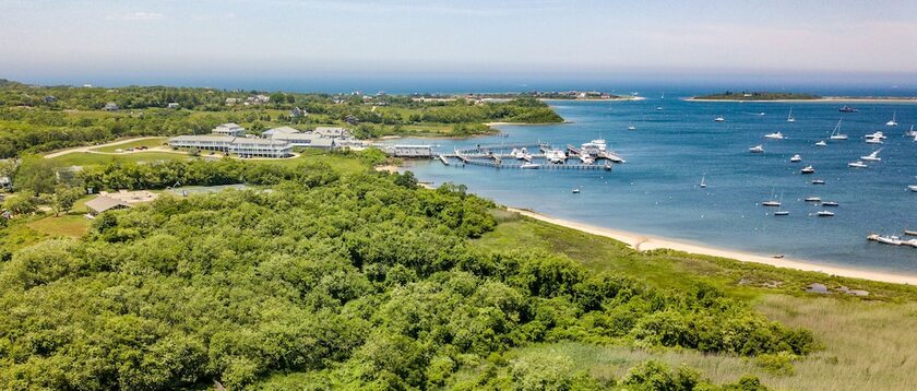 Imagen general del Hotel Champlin's Marina And Resort. Foto 1