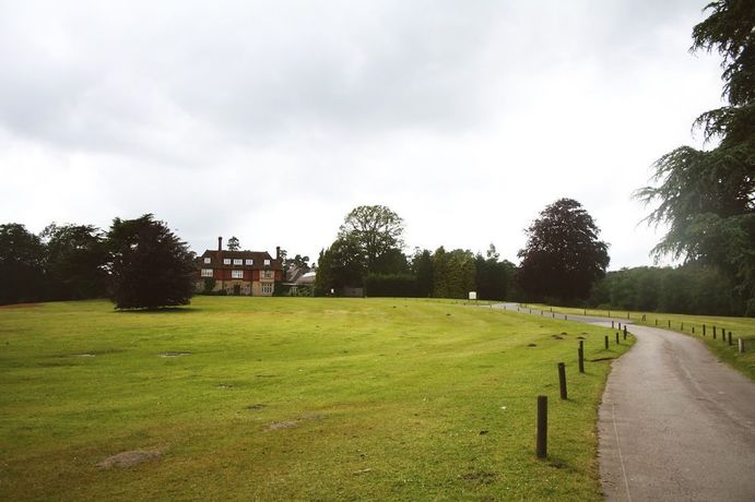 Imagen del bar/restaurante del Hotel Champneys Forest Mere. Foto 4