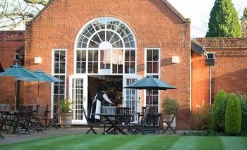 Imagen de los interiores del Hotel Champneys Forest Mere. Foto 13