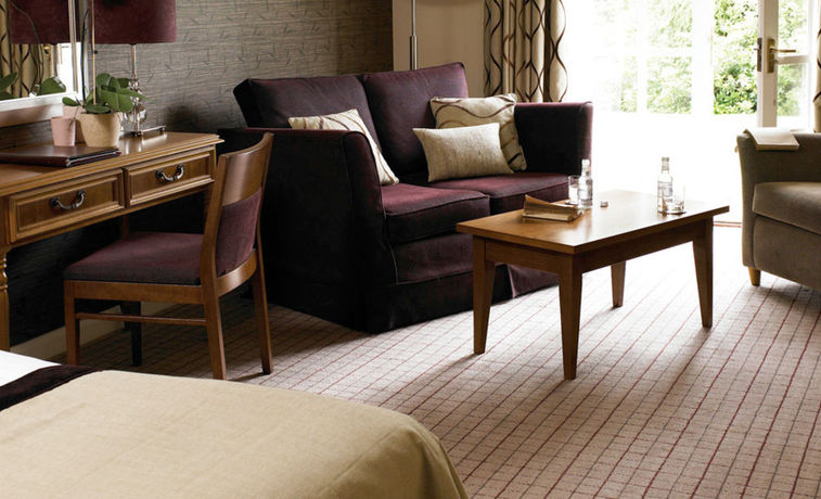 Imagen de los exteriores del Hotel Champneys Forest Mere. Foto 11