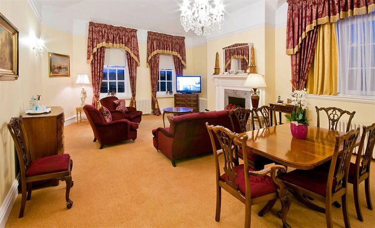 Imagen de los interiores del Hotel Champneys Henlow. Foto 9