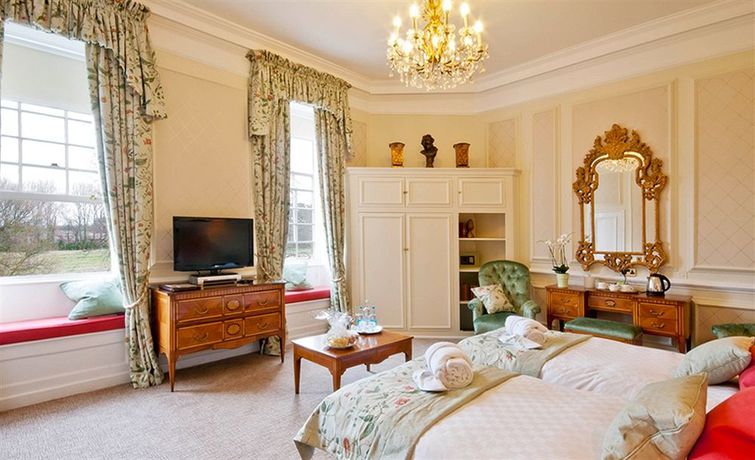 Imagen de los interiores del Hotel Champneys Henlow. Foto 12