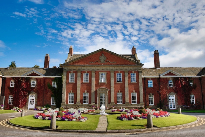 Imagen general del Hotel Champneys Mottram Hall. Foto 1