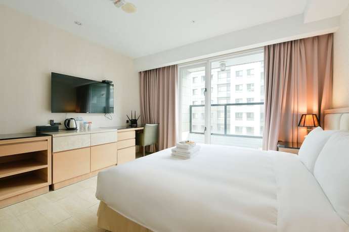 Imagen de la habitación del Hotel Champs Elysees. Foto 12