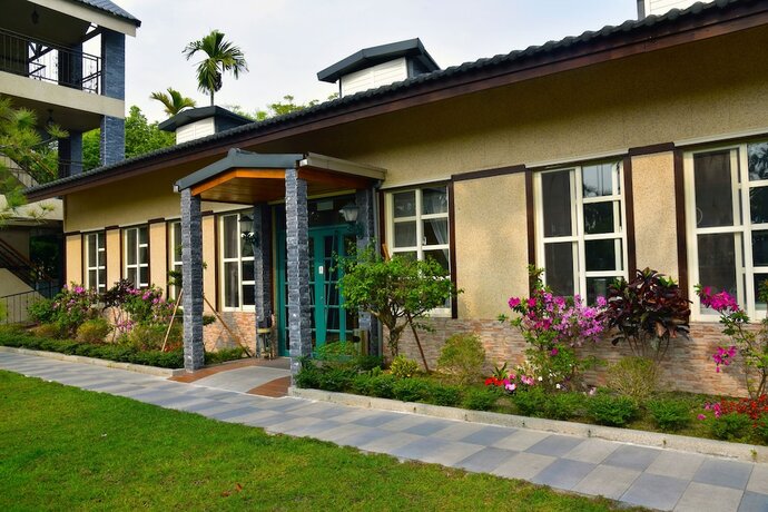 Imagen del bar/restaurante del Hotel Champs Yazuh Bandb. Foto 17