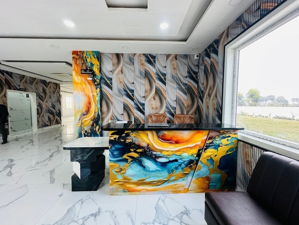 Imagen de los interiores del Hotel Chanakya Resort, Gaya. Foto 13