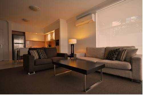 Imagen de la habitación del Hotel Chancellor Lakeside Apartments. Foto 3
