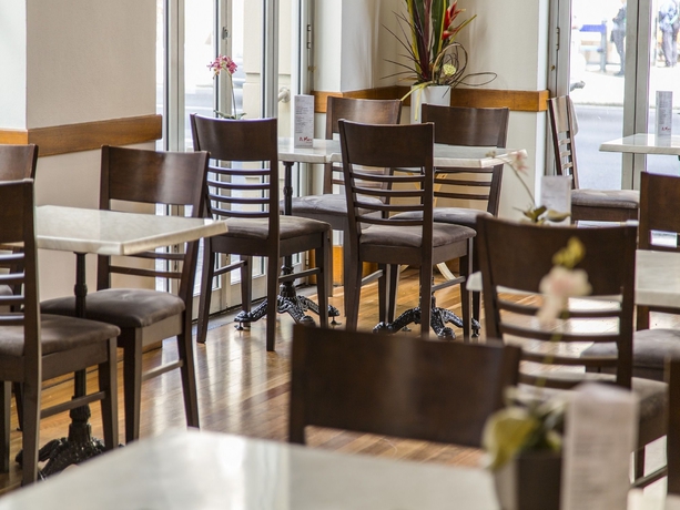 Imagen del bar/restaurante del Hotel Chancellor On Currie. Foto 2