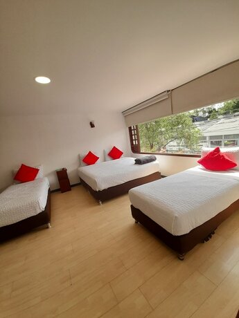 Imagen de la habitación del Hotel Chandelier Collection. Foto 14