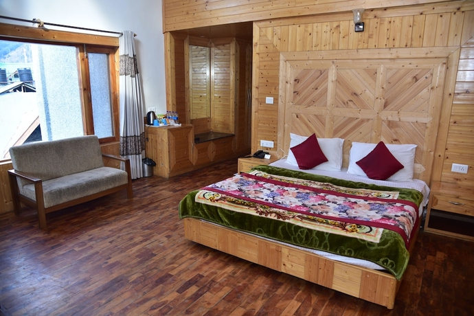 Imagen de la habitación del Hotel Chandertal Regency Hotel and Spa, Manali. Foto 2
