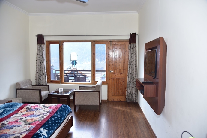 Imagen de la habitación del Hotel Chandertal Regency Hotel and Spa, Manali. Foto 6