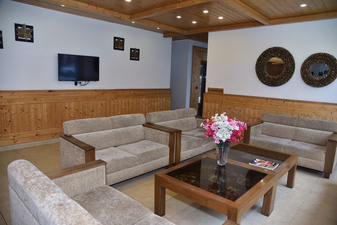 Imagen de los interiores del Hotel Chandertal Regency Hotel and Spa, Manali. Foto 14