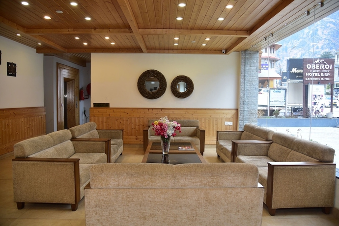 Imagen de los interiores del Hotel Chandertal Regency Hotel and Spa, Manali. Foto 15