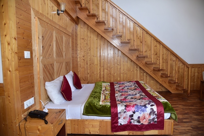 Imagen de la habitación del Hotel Chandertal Regency Hotel and Spa, Manali. Foto 9