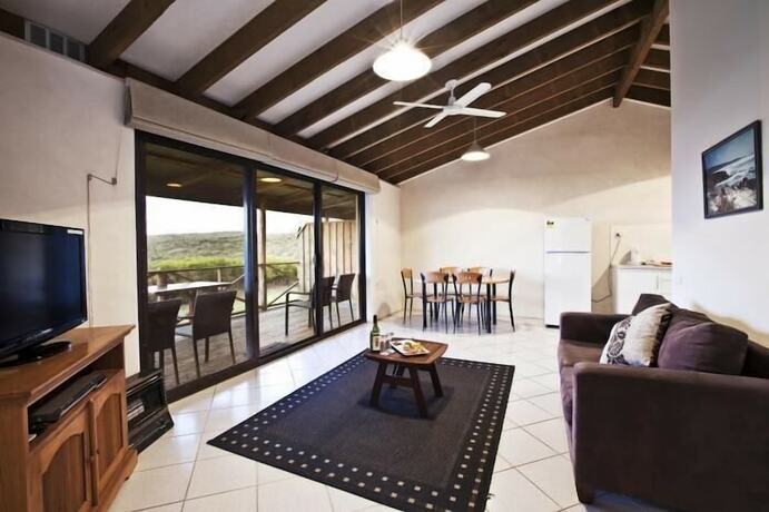 Imagen general del Hotel Chandlers Smiths Beach Villas. Foto 5