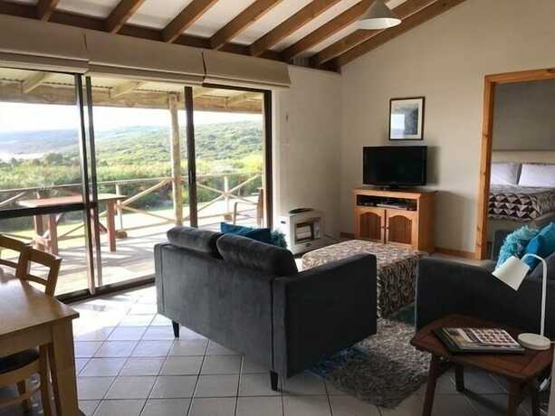 Imagen de la habitación del Hotel Chandlers Smiths Beach Villas. Foto 24