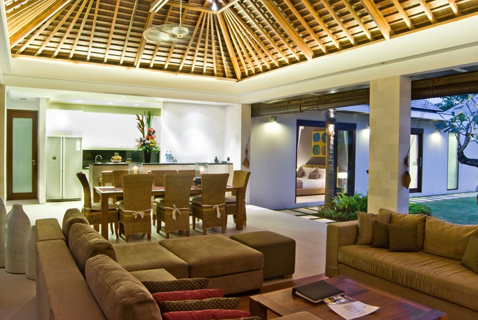 Imagen de la habitación del Hotel Chandra Bali Villas. Foto 8
