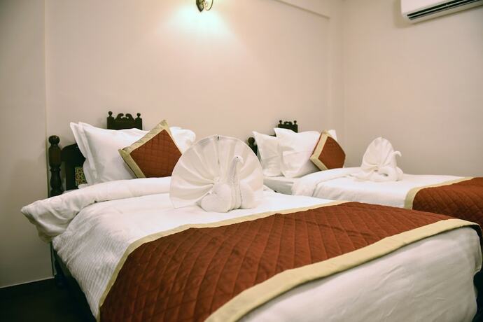 Imagen de la habitación del Hotel Chandra Raj Mahal. Foto 15