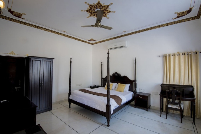 Imagen de la habitación del Hotel Chandraveer Niwas. Foto 3