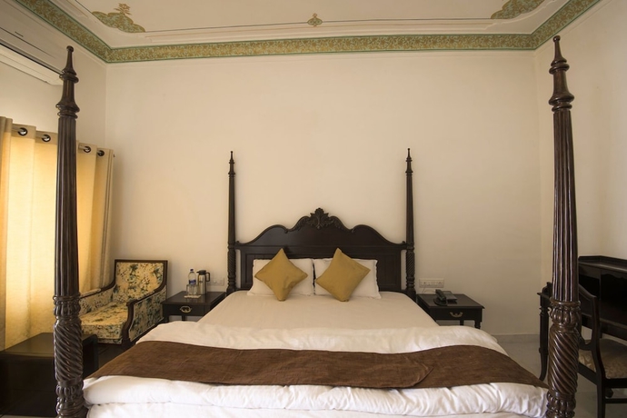 Imagen de la habitación del Hotel Chandraveer Niwas. Foto 4