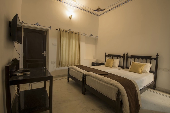 Imagen de la habitación del Hotel Chandraveer Niwas. Foto 8