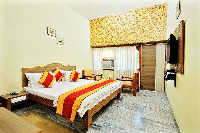 Imagen de la habitación del Hotel Chandrawati Palace. Foto 3