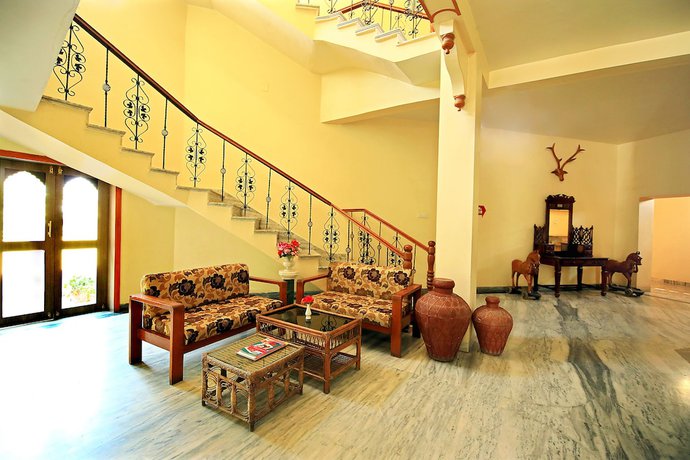 Imagen de los interiores del Hotel Chandrawati Palace. Foto 18