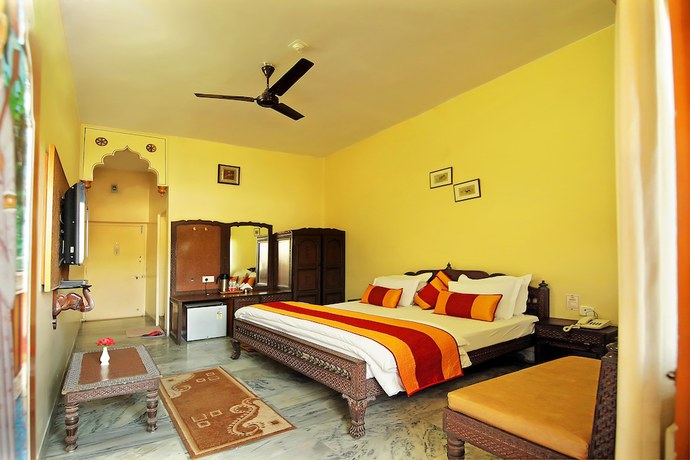 Imagen de la habitación del Hotel Chandrawati Palace. Foto 6