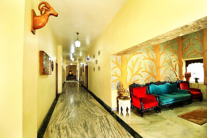 Imagen de los interiores del Hotel Chandrawati Palace. Foto 20