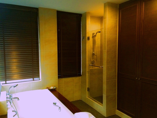 Imagen de la habitación del Hotel Chang Buri Resort and Spa. Foto 1