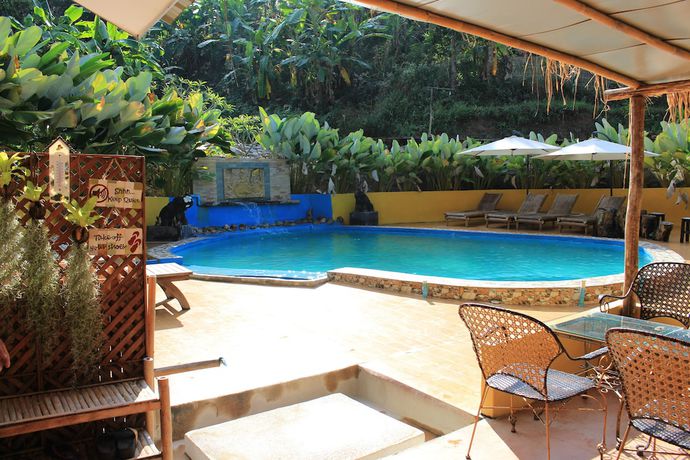 Imagen de la piscina del Hotel Chang Pai. Foto 20