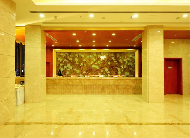 Imagen de los interiores del Hotel Changchun Ramada. Foto 12