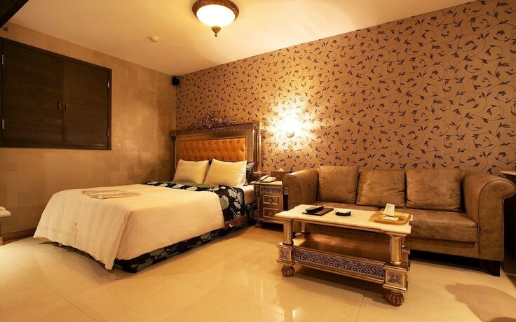 Imagen de la habitación del Hotel Changdong Versaille. Foto 18