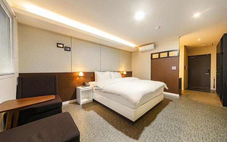 Imagen de la habitación del Hotel Changnyeong Countinue. Foto 11
