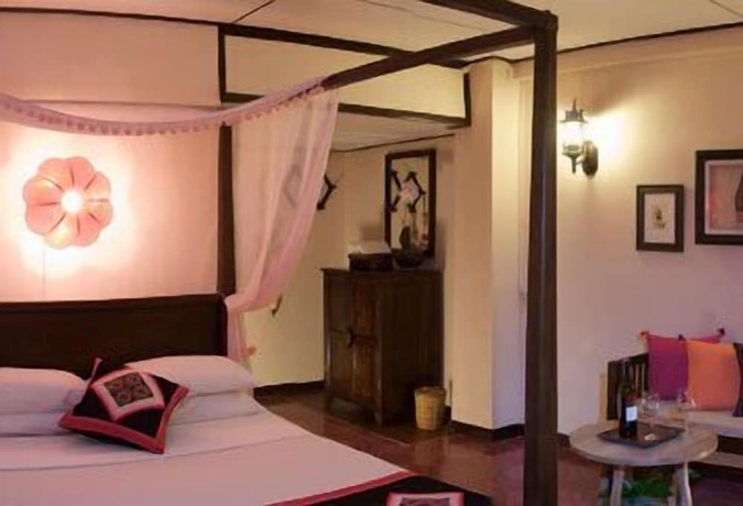 Imagen de la habitación del Hotel Changpuak. Foto 2