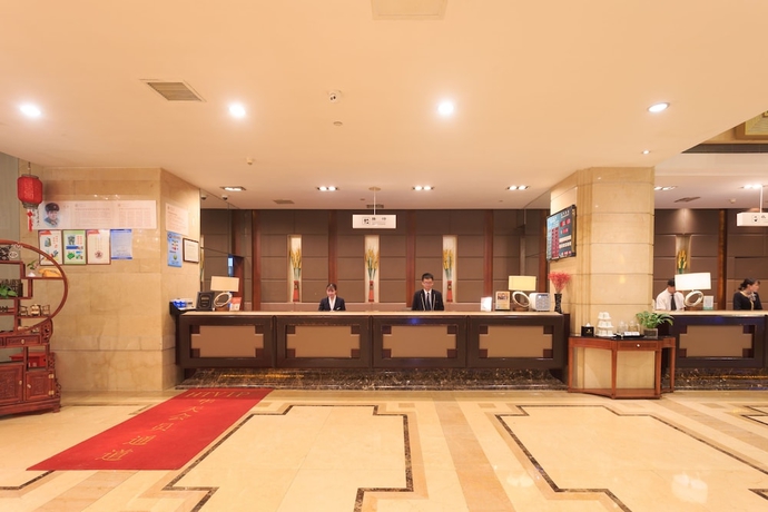 Imagen de los interiores del Hotel Changsha Xiaoxiang Huatian. Foto 18