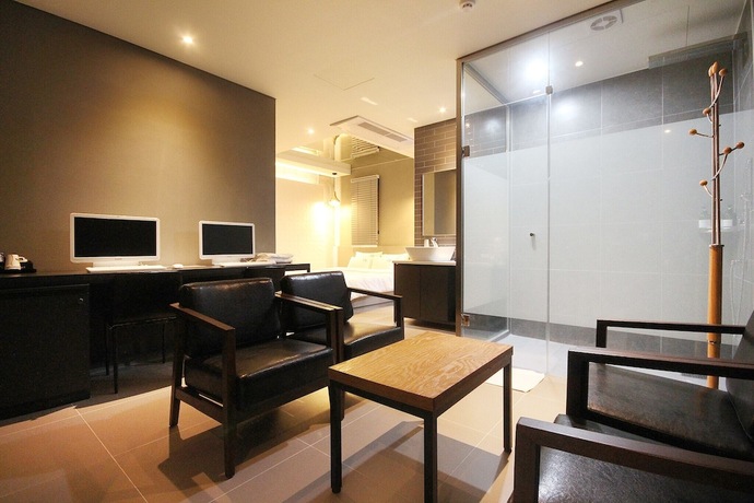 Imagen general del Hotel Changwon Jinhae Yongwon Vin. Foto 8