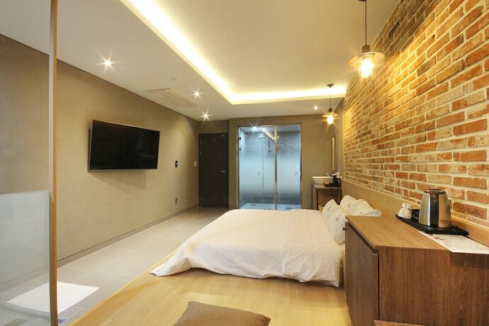 Imagen de la habitación del Hotel Changwon Jinhae Yongwon Vin. Foto 13