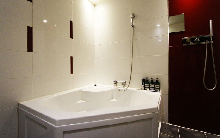 Imagen general del Hotel Changwon Jinhae Yongwon Zen. Foto 8