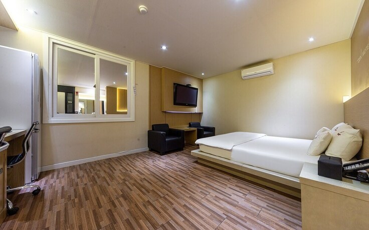 Imagen de la habitación del Hotel Changwon Jinhae Yongwon Zen. Foto 16
