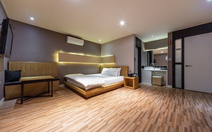 Imagen de la habitación del Hotel Changwon Jinhae Yongwon Zen. Foto 29