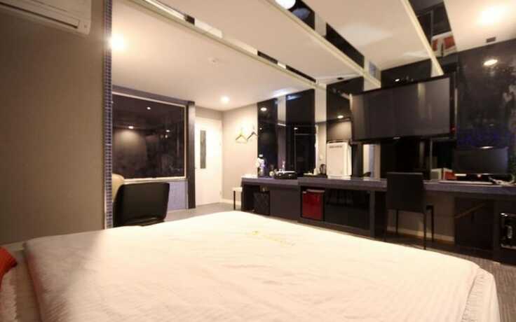 Imagen de la habitación del Hotel Changwon Myeongseodong V. Foto 11