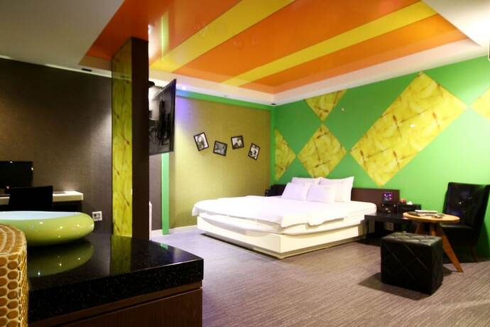 Imagen de la habitación del Hotel Changwon Myeongseodong V. Foto 17