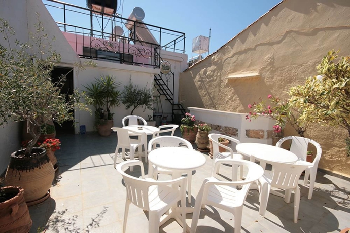 Imagen de los exteriores del Hotel Chania Rooms. Foto 17
