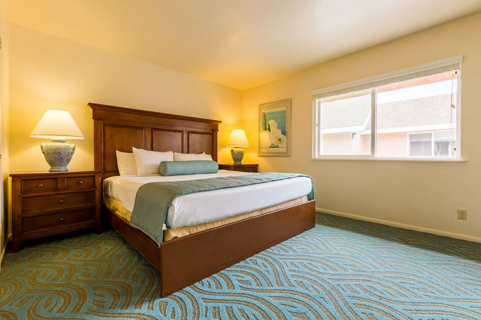 Imagen de los interiores del Hotel Channel Island Shores. Foto 14